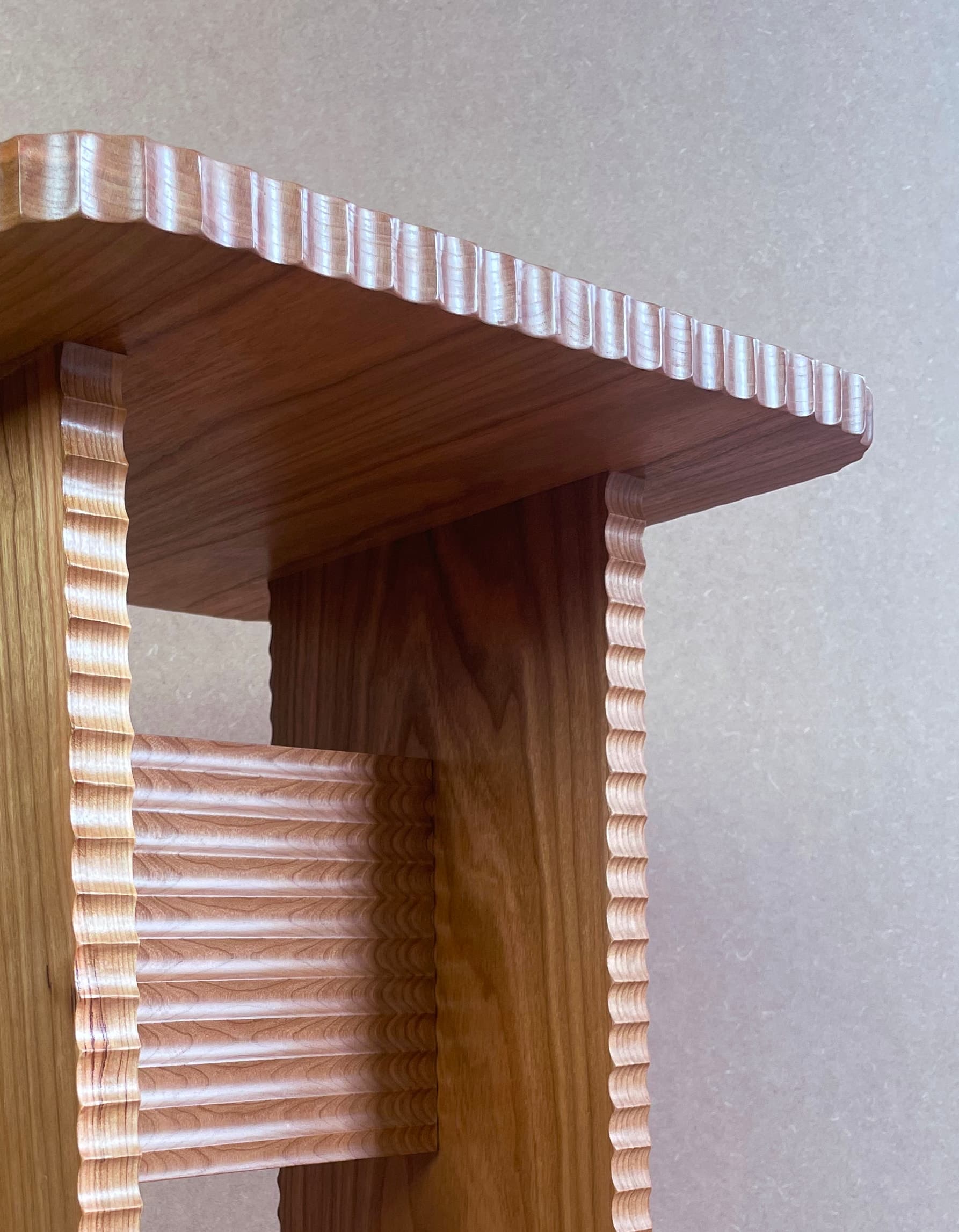 Ridge Table