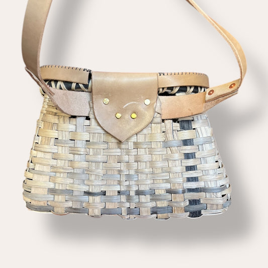 Oak Swill Fishing Creel with Oak Bark Tanned Leather Strap and Lid